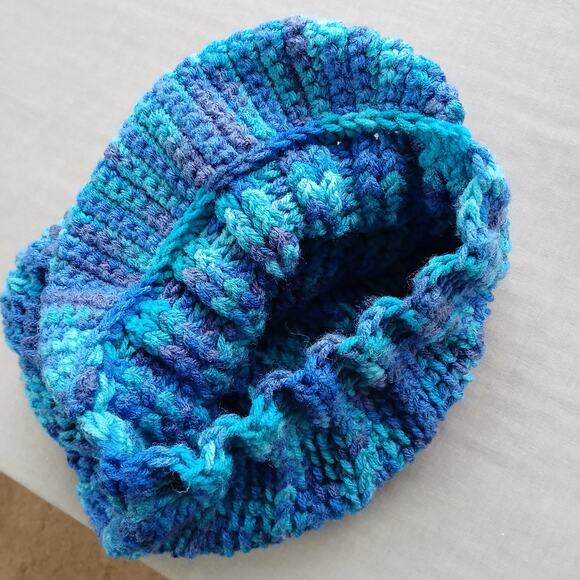 Blue Macaw Slouchy with a Brim OSFM crochet newsboy slouch hat premade - Picture 6 of 7